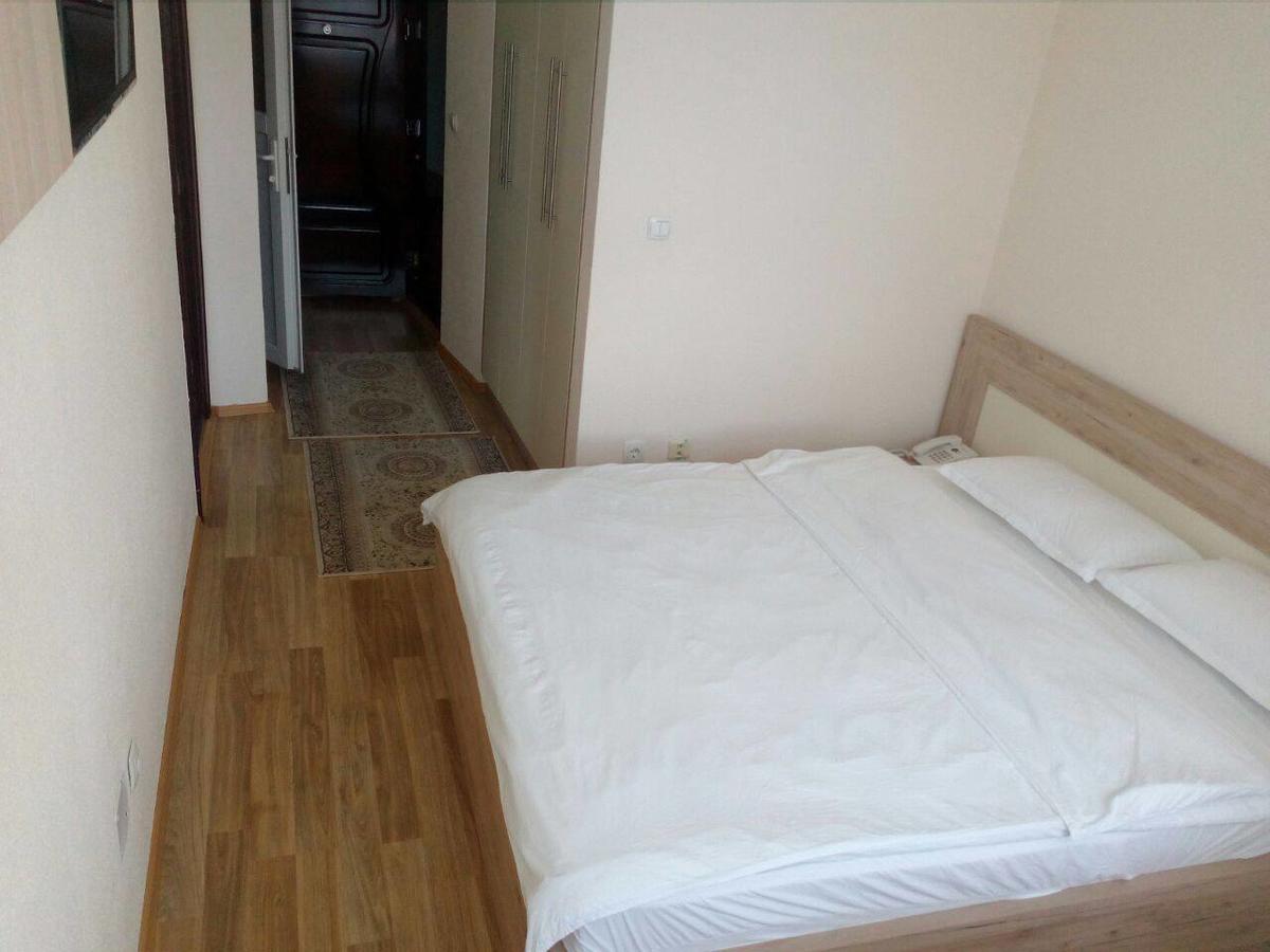 Bolero Hotel แฟริซาย ภายนอก รูปภาพ