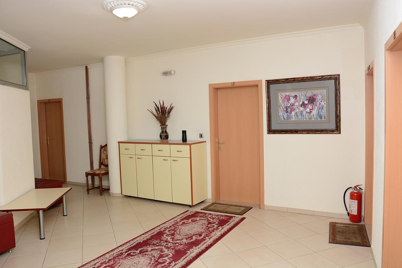 Bolero Hotel แฟริซาย ภายนอก รูปภาพ