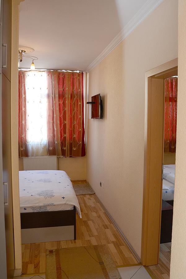 Bolero Hotel แฟริซาย ภายนอก รูปภาพ